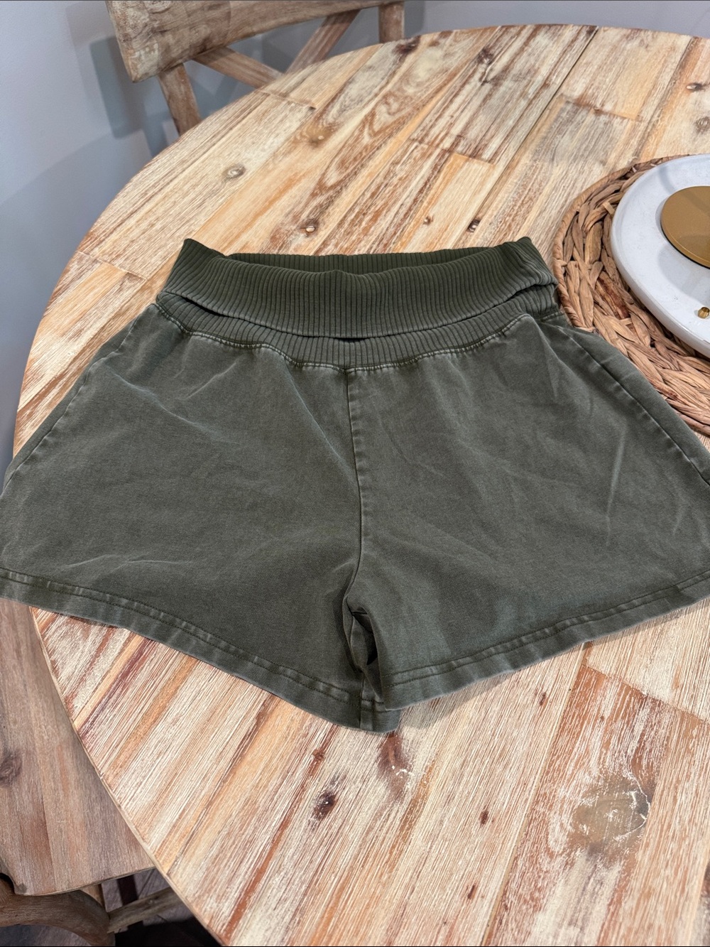 aerie Olive Ribbed-Waist Athletic Shorts size small nwot